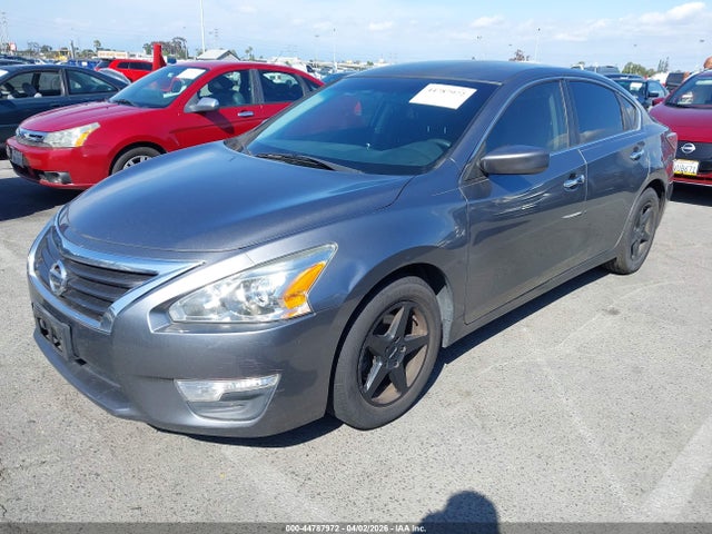 Nissan Altima 2.5 S 2015 1N4AL3AP7FC219530 Image 2