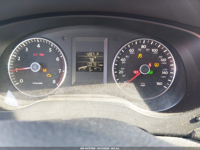3VWD17AJ8EM416460 Volkswagen Jetta 1.8t Se