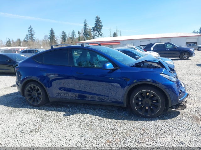 Продаж на аукціоні авто 2021 Tesla Model Y Long Range Dual Motor All-wheel Drive, vin: 5YJYGAEE2MF280567, номер лоту: 44788016