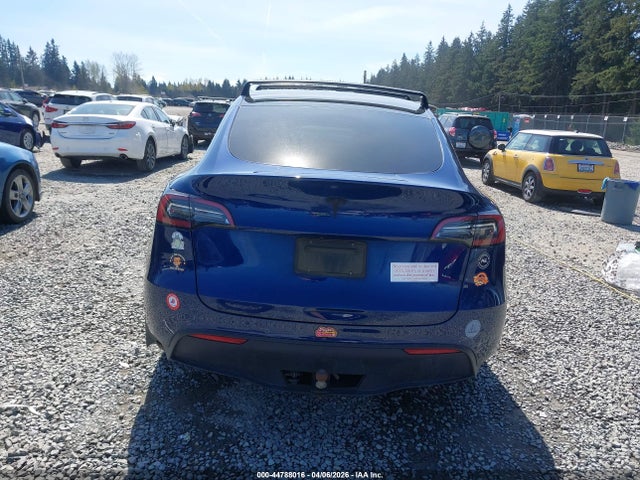 Продаж на аукціоні авто 2021 Tesla Model Y Long Range Dual Motor All-wheel Drive, vin: 5YJYGAEE2MF280567, номер лоту: 44788016