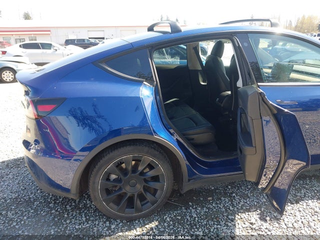 Продаж на аукціоні авто 2021 Tesla Model Y Long Range Dual Motor All-wheel Drive, vin: 5YJYGAEE2MF280567, номер лоту: 44788016
