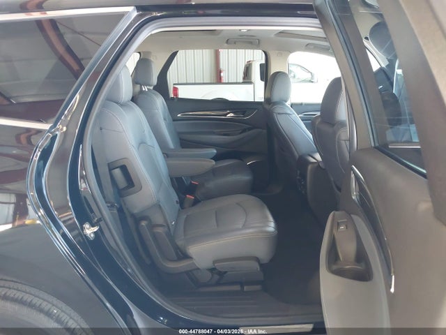 5GAERBKW3MJ261438 Buick Enclave Fwd Essence