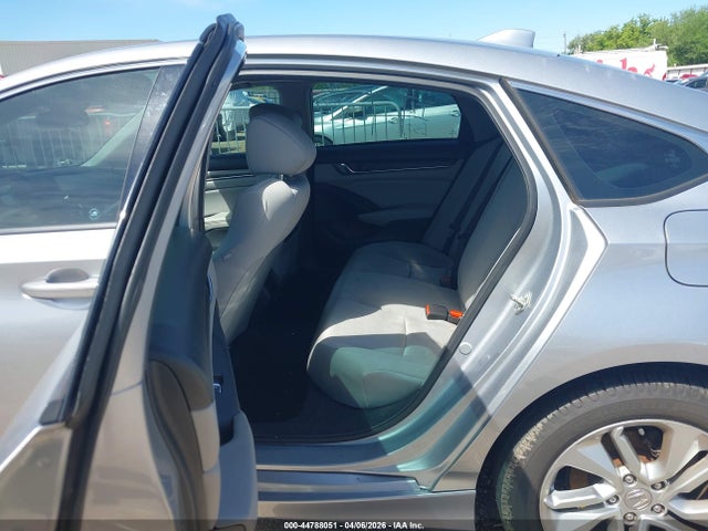 1HGCV1F12JA238031 Honda ACCORD LX