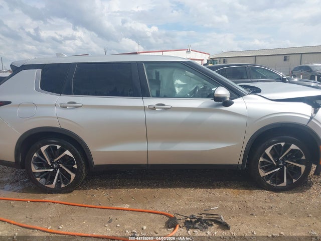 Продаж на аукціоні авто 2024 Mitsubishi Outlander Se 2.5 S-awc/se Black Edition S-awc/se Black Edition W/pano Roof S-awc/se Ralliart S-awc, vin: JA4J4VA82RZ048483, номер лоту: 44788060