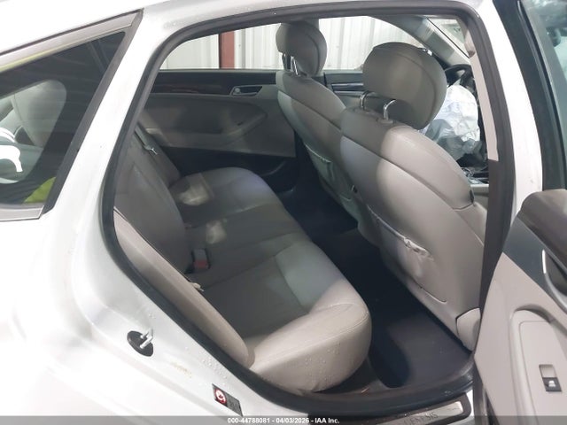 Продаж на аукціоні авто 2015 Hyundai Genesis 3.8, vin: KMHGN4JE1FU066037, номер лоту: 44788081