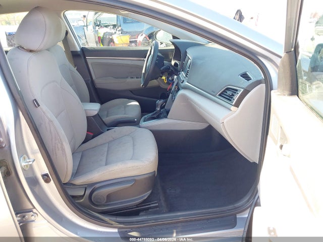2017 Hyundai Elantra Se მანქანა იყიდება აუქციონზე, vin: 5NPD84LF0HH046766, აუქციონის ნომერი: 44788093