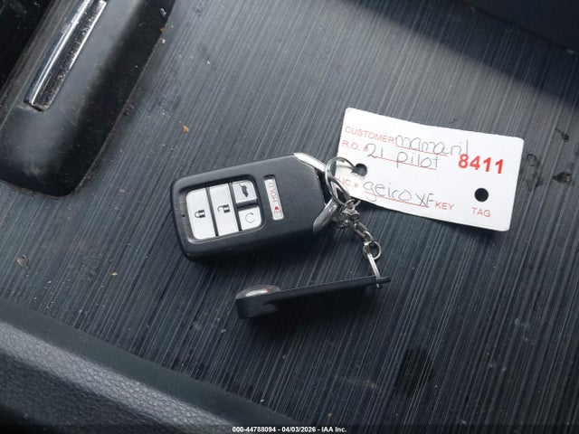44788094 :رقم المزاد ، 5FNYF6H02MB033632 vin ، 2021 Honda Pilot Awd Elite مزاد بيع