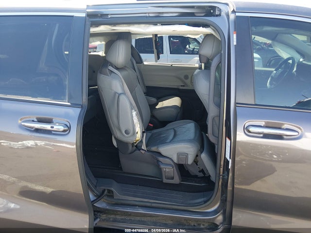 Aukcja sprzedaży 2021 Toyota Sienna Limited, vin: 5TDZRKEC3MS002064, numer aukcji: 44788096