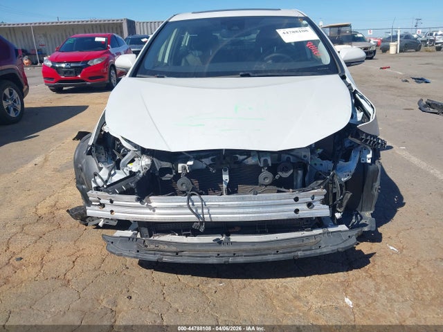 JTDKAMFU4N3174845 Toyota PRIUS XLE