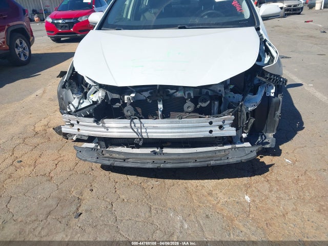 2022 TOYOTA PRIUS JTDKAMFU4N3174845 Photo 5