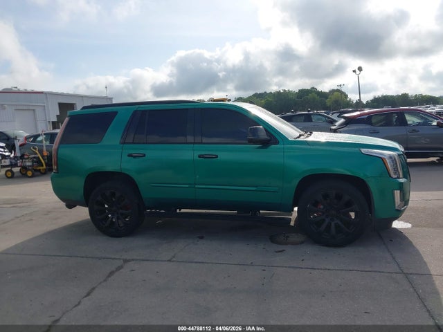 Продажа на аукционе авто 2016 Cadillac Escalade Premium Collection, vin: 1GYS3CKJXGR446440, номер лота: 44788112
