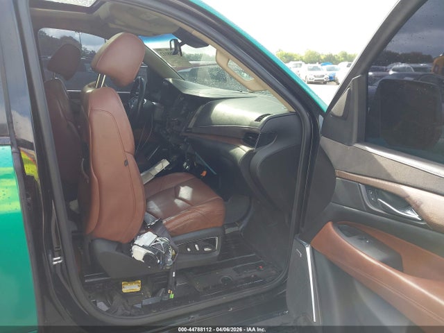 Продажа на аукционе авто 2016 Cadillac Escalade Premium Collection, vin: 1GYS3CKJXGR446440, номер лота: 44788112