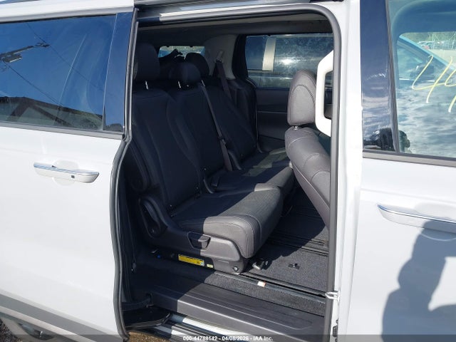 2026 Kia Carnival Mpv Hybrid Sx Prestige მანქანა იყიდება აუქციონზე, vin: KNDNE5KA8T6084905, აუქციონის ნომერი: 44788142