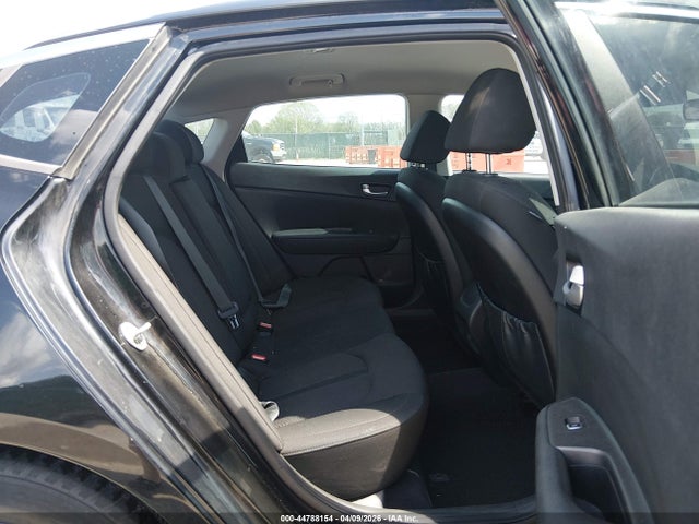 5XXGT4L37GG038756 KIA Optima Lx