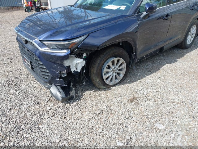 2026 Toyota Grand Highlander Xle მანქანა იყიდება აუქციონზე, vin: 5TDAAAB5XTS126769, აუქციონის ნომერი: 44788159