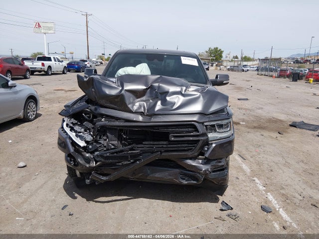 1C6RREJTXMN647508 RAM 1500 Laramie 4x2 5&#039;7 Box