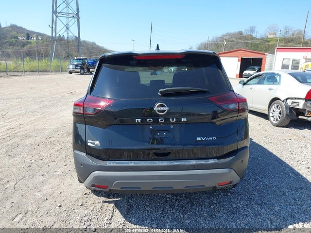 44788182 :رقم المزاد ، 5N1BT3BBXPC884825 vin ، 2023 Nissan Rogue Sv Intelligent Awd مزاد بيع