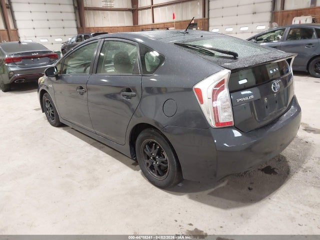 2014 TOYOTA PRIUS JTDKN3DUXE1750967 Photo 2