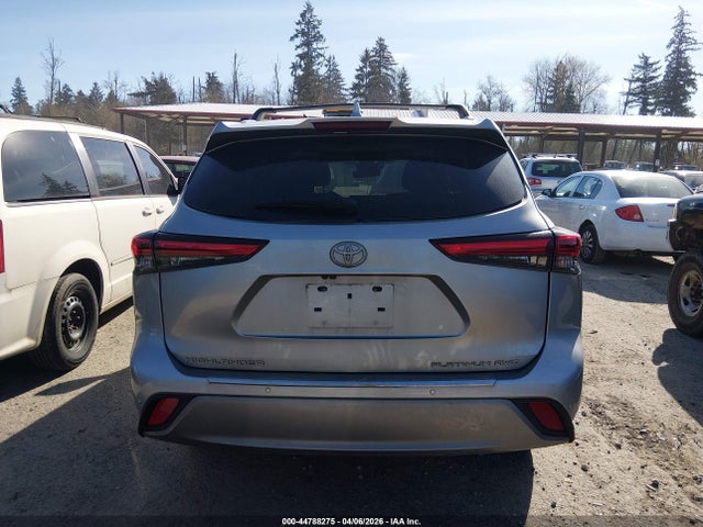 Toyota Highlander Platinum 2023 5TDKDRBH9PS024048 Image 16