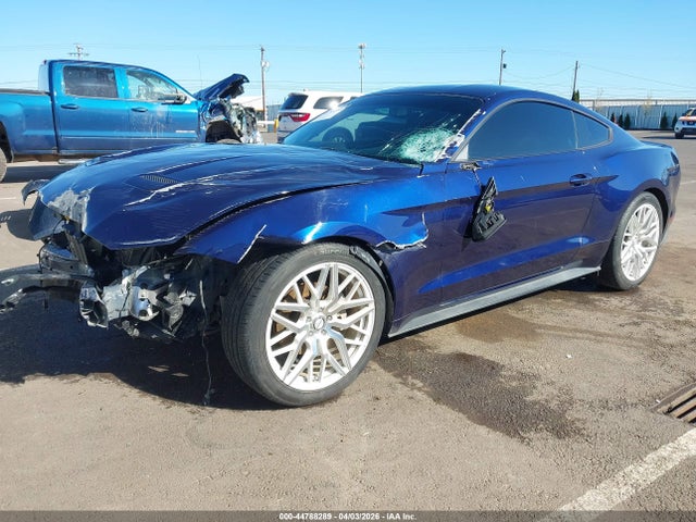 Ford Mustang Ecoboost 2018 1FA6P8TH9J5109296 Image 2