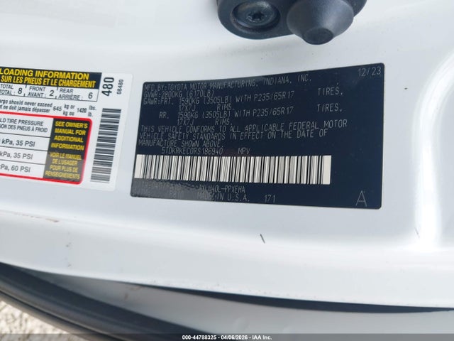 Продажа на аукционе авто 2024 Toyota Sienna Le, vin: 5TDKRKEC0RS186940, номер лота: 44788325