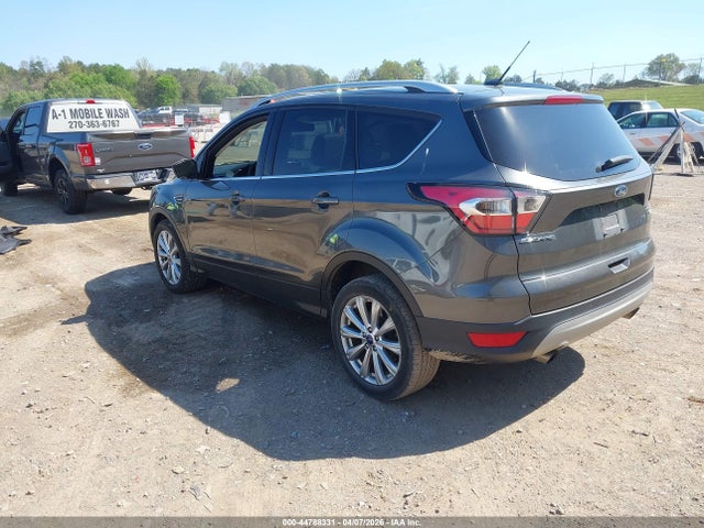 44788331 :رقم المزاد ، 1FMCU0JD3HUC37696 vin ، 2017 Ford Escape Titanium مزاد بيع