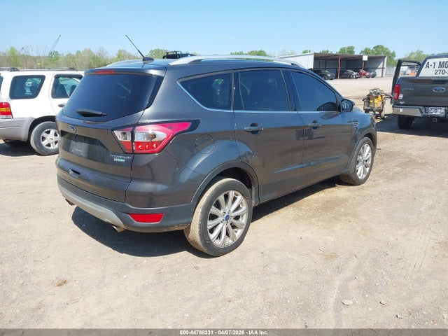 44788331 :رقم المزاد ، 1FMCU0JD3HUC37696 vin ، 2017 Ford Escape Titanium مزاد بيع