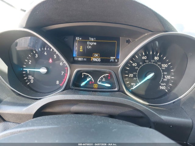 44788331 :رقم المزاد ، 1FMCU0JD3HUC37696 vin ، 2017 Ford Escape Titanium مزاد بيع