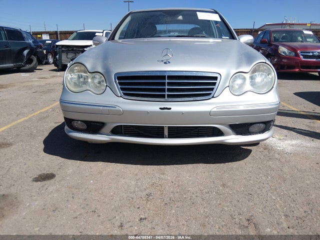 2005 Mercedes-benz C 230 Kompressor Sport მანქანა იყიდება აუქციონზე, vin: WDBRF40JX5F601389, აუქციონის ნომერი: 44788347