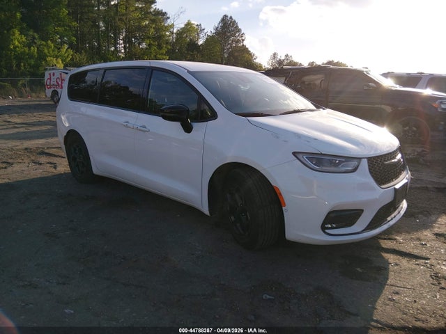 2024 CHRYSLER PACIFICA HYBRID 2C4RC1S71RR185189