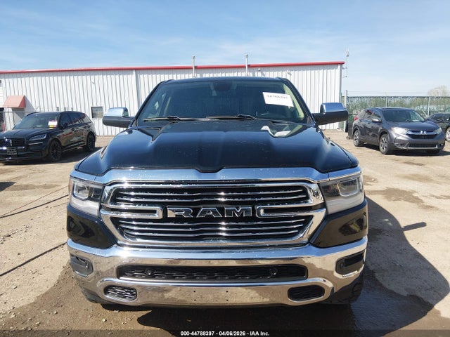 1C6SRFJT0KN515846 RAM 1500 Laramie 4x4 5&#039;7 Box