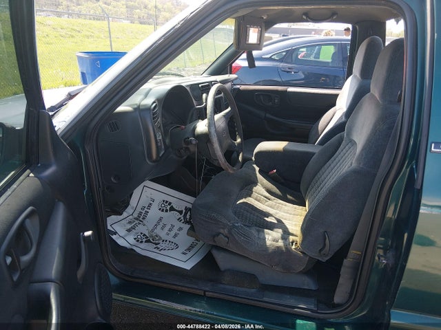 Продаж на аукціоні авто 1998 Chevrolet S-10 Ls Fleetside, vin: 1GCCS14X3WK163033, номер лоту: 44788422