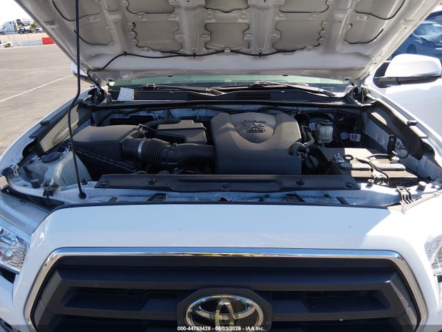 3TMCZ5AN9NM453662 Toyota Tacoma Sr5 V6