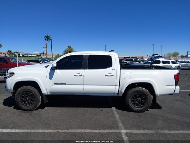 3TMCZ5AN9NM453662 Toyota Tacoma Sr5 V6