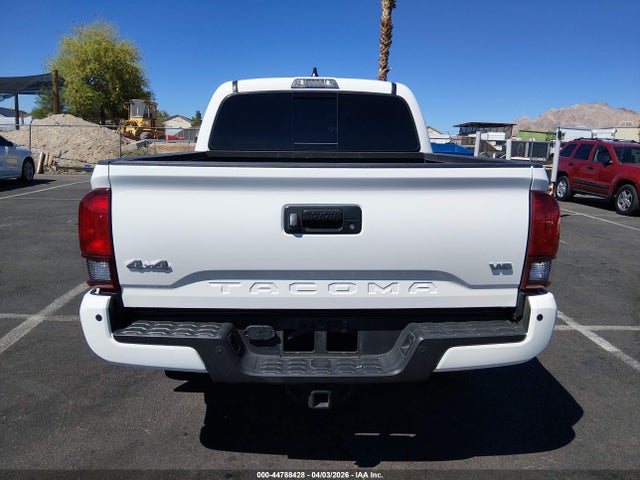 3TMCZ5AN9NM453662 Toyota Tacoma Sr5 V6