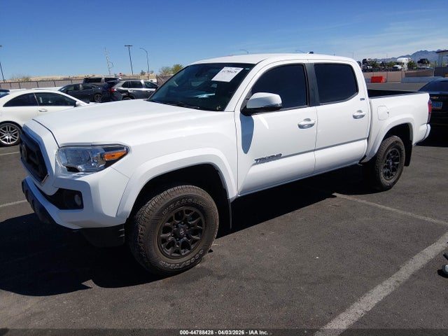 3TMCZ5AN9NM453662 Toyota Tacoma Sr5 V6