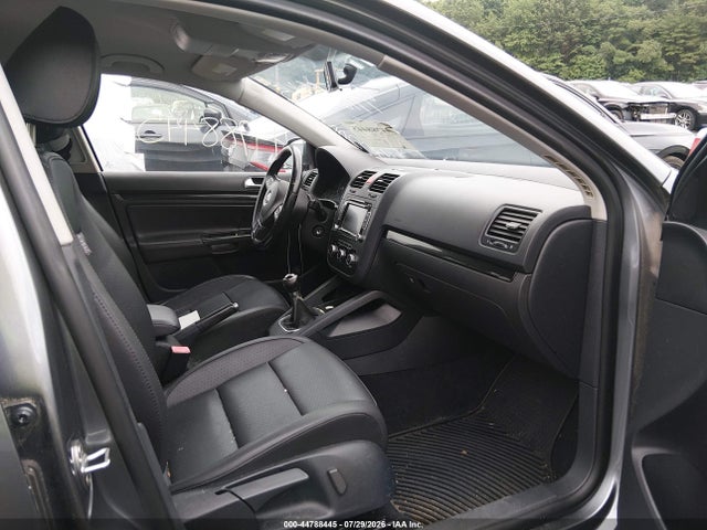 Продажа на аукционе авто 2010 Volkswagen Jetta Tdi, vin: 3VWAL7AJ6AM132428, номер лота: 44788445