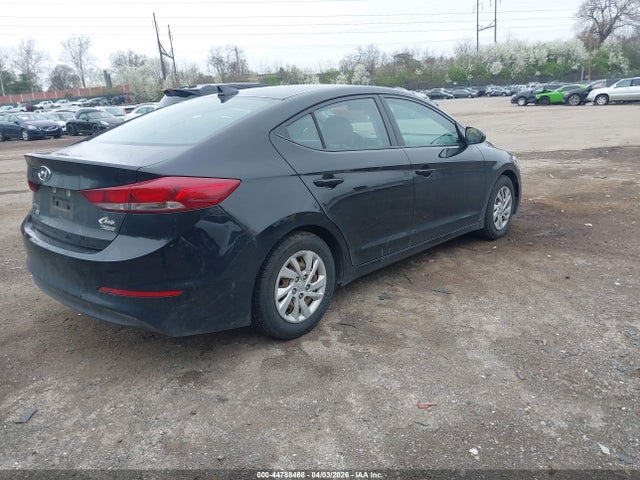 5NPD74LF5JH402167 Hyundai ELANTRA SE