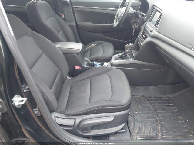 5NPD74LF5JH402167 Hyundai ELANTRA SE