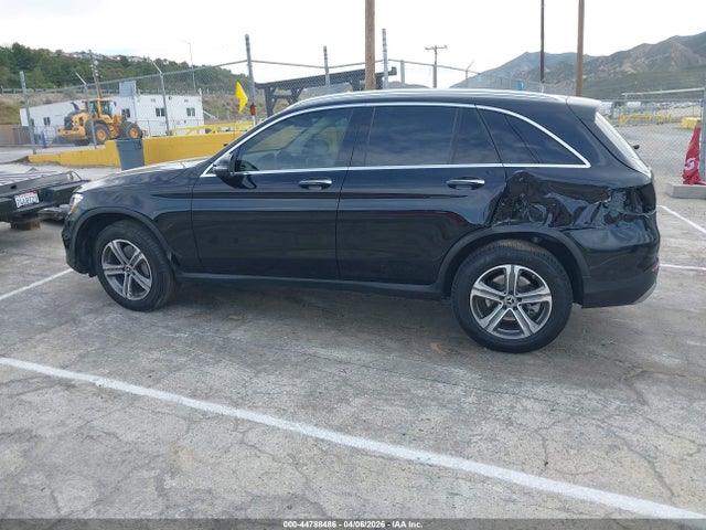 W1N0G8DB6NV380311 Mercedes-Benz Glc 300 Suv