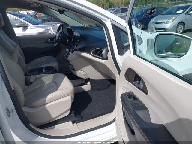 Aukcja sprzedaży 2017 Chrysler Pacifica Touring-l, vin: 2C4RC1BG7HR565555, numer aukcji: 44788518