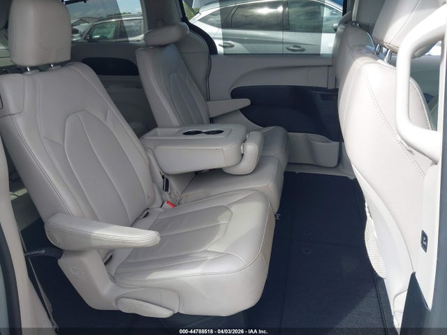 Aukcja sprzedaży 2017 Chrysler Pacifica Touring-l, vin: 2C4RC1BG7HR565555, numer aukcji: 44788518