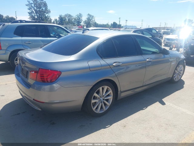 2011 BMW 528I WBAFR1C56BC737151 Photo 3