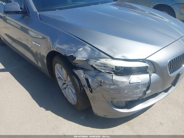 2011 BMW 528I WBAFR1C56BC737151 Photo 5