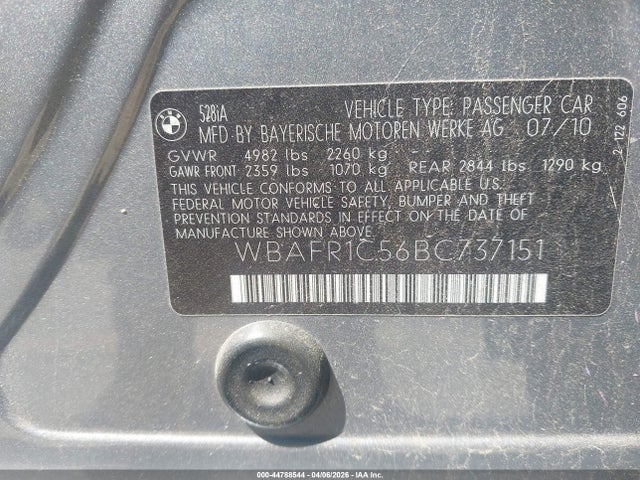 2011 BMW 528I WBAFR1C56BC737151 Photo 8