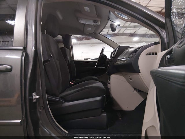 44788559 :رقم المزاد ، 2C4RDGBG7HR741939 vin ، 2017 Dodge Grand Caravan Se مزاد بيع