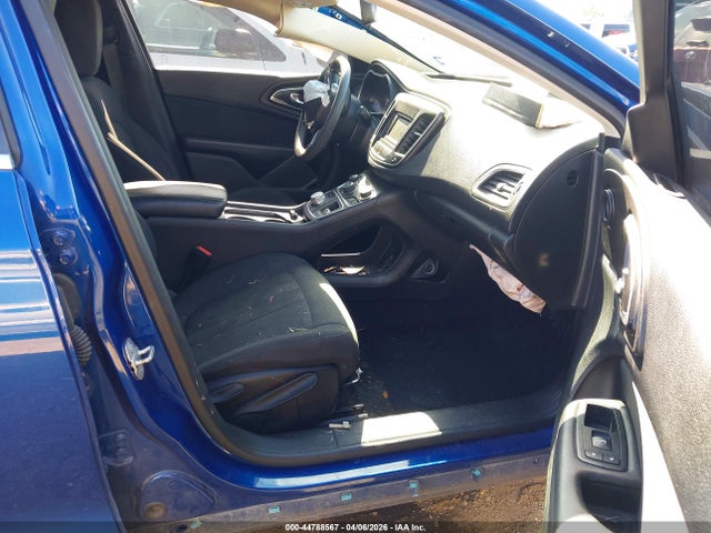 Продаж на аукціоні авто 2016 Chrysler 200 Limited, vin: 1C3CCCAB2GN120681, номер лоту: 44788567