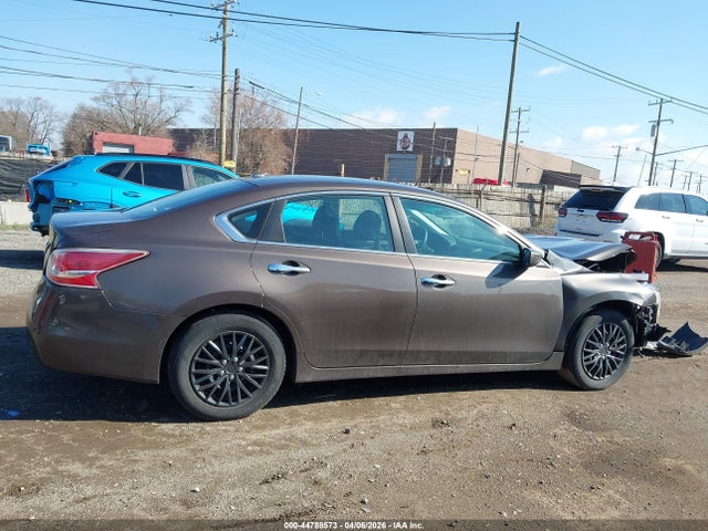 44788573 :رقم المزاد ، 1N4AL3AP7FC428556 vin ، 2015 Nissan Altima 2.5/2.5 S/2.5 Sl/2.5 Sv مزاد بيع