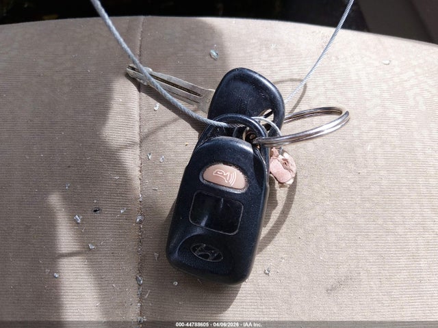 2010 Hyundai Elantra Gls მანქანა იყიდება აუქციონზე, vin: KMHDU4AD7AU889075, აუქციონის ნომერი: 44788605