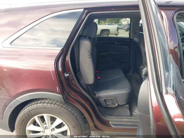 5XYPG4A50GG073336 KIA Sorento 3.3l Lx